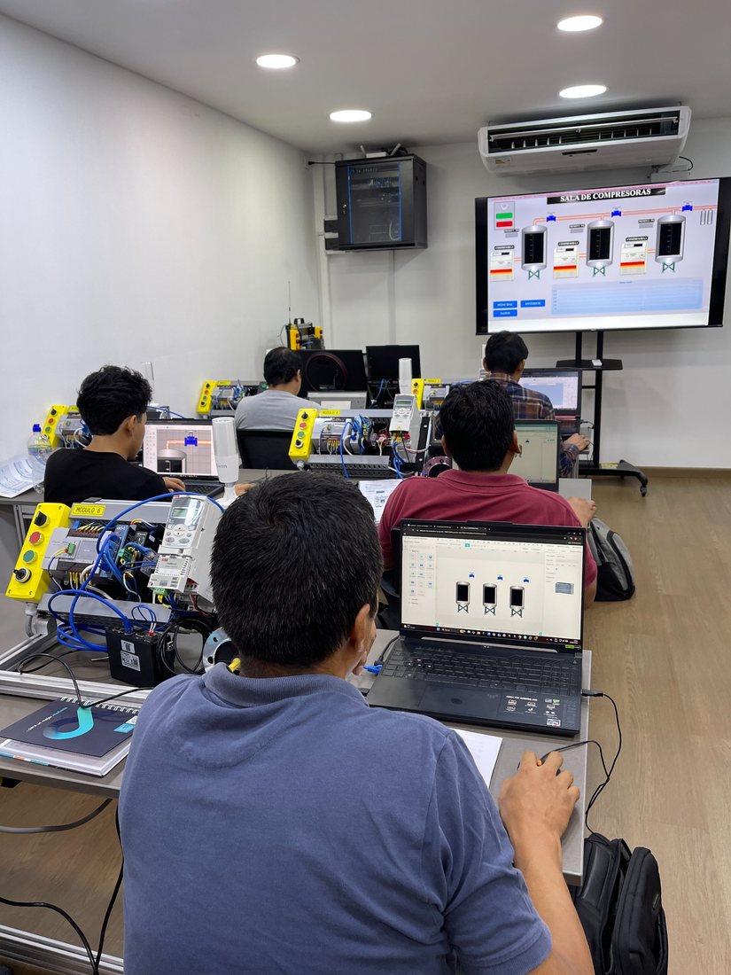Industria 4.0: IoT y SCADA en la nube WECON